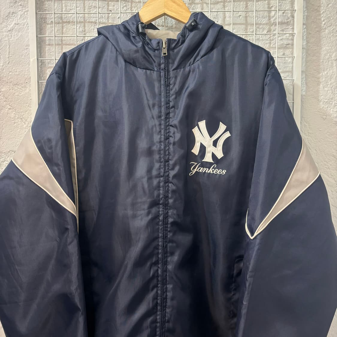 제뉴인 머천다이즈 뉴욕 양키스 후드 자켓 XL 상품이미지3