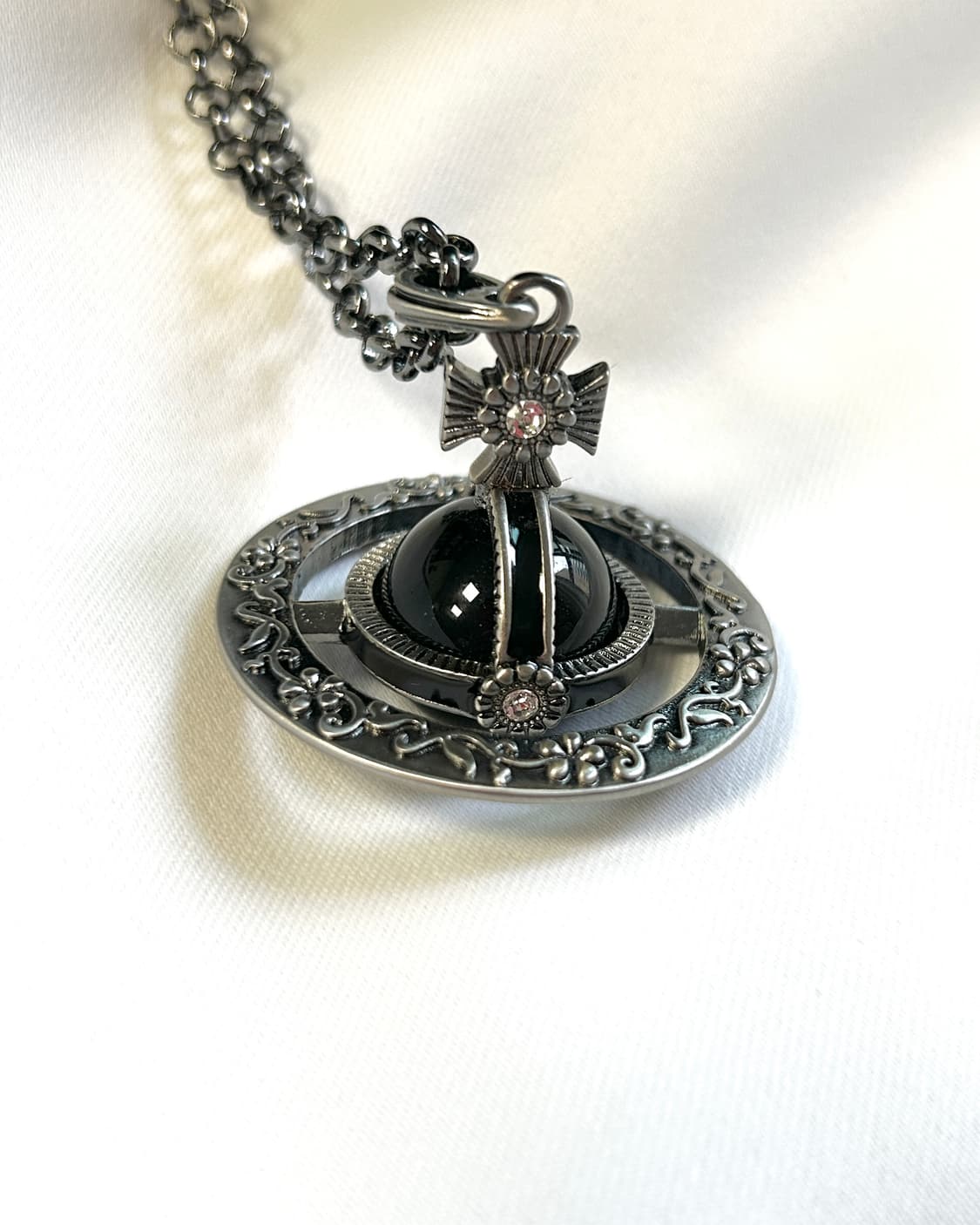 [비비안웨스트우드]Vivienne Big ORB Necklace 🪐 상품이미지1
