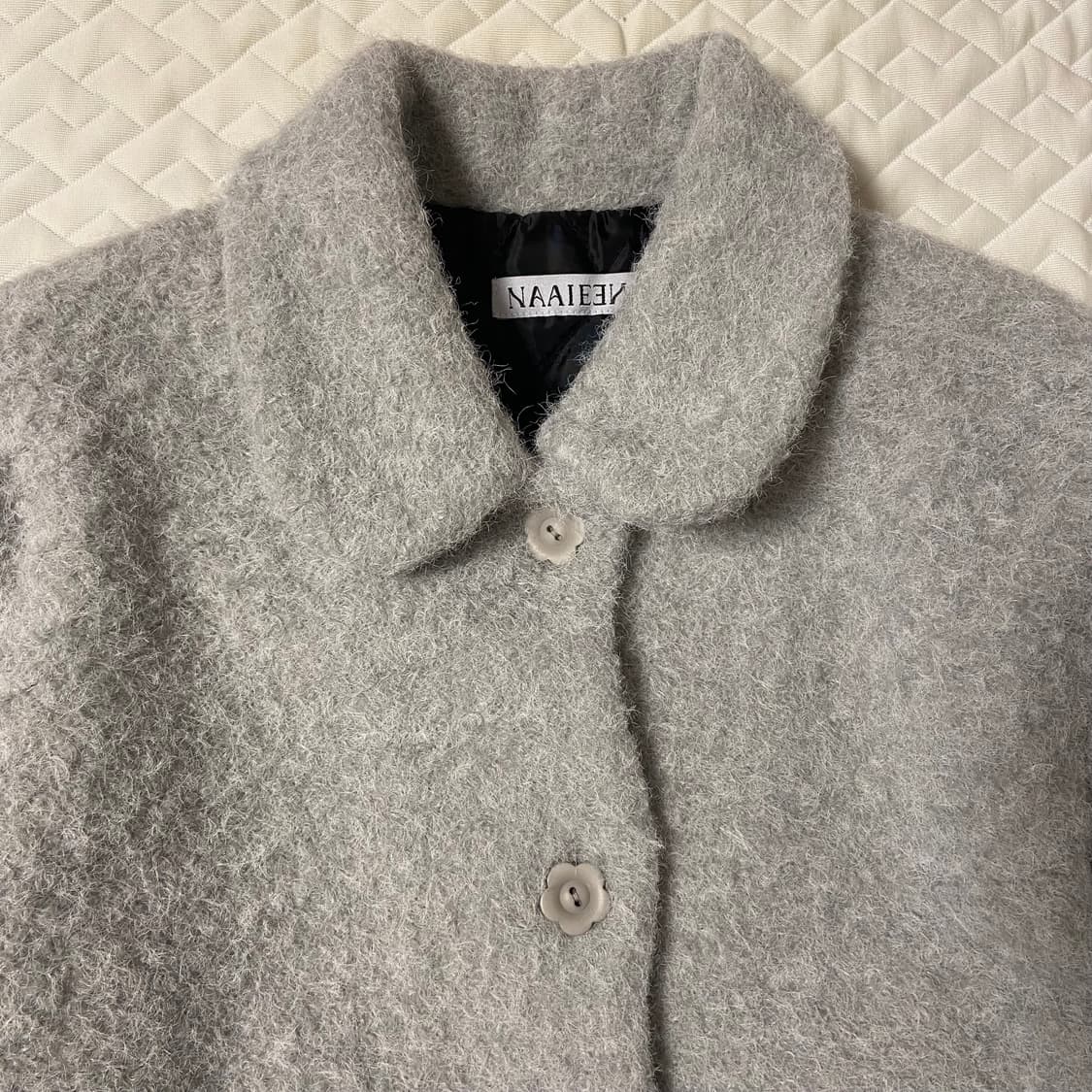 나이엔 라운드 플라켓 숏 코트 상품이미지3