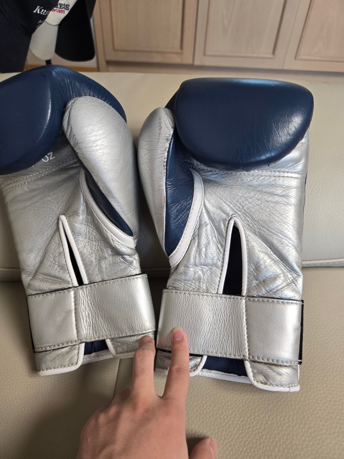 위닝 14온스 네이비실버 + 실버 t 헤드기어L 커스텀 복싱 스파링세트 상품이미지4