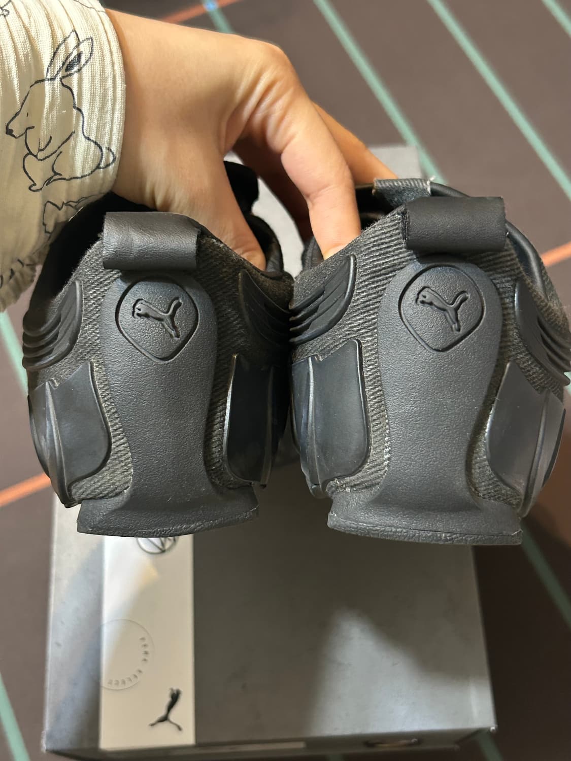 푸마 x 노페이스 스튜디오스 탈론 미디엄 그레이 250 상품이미지5