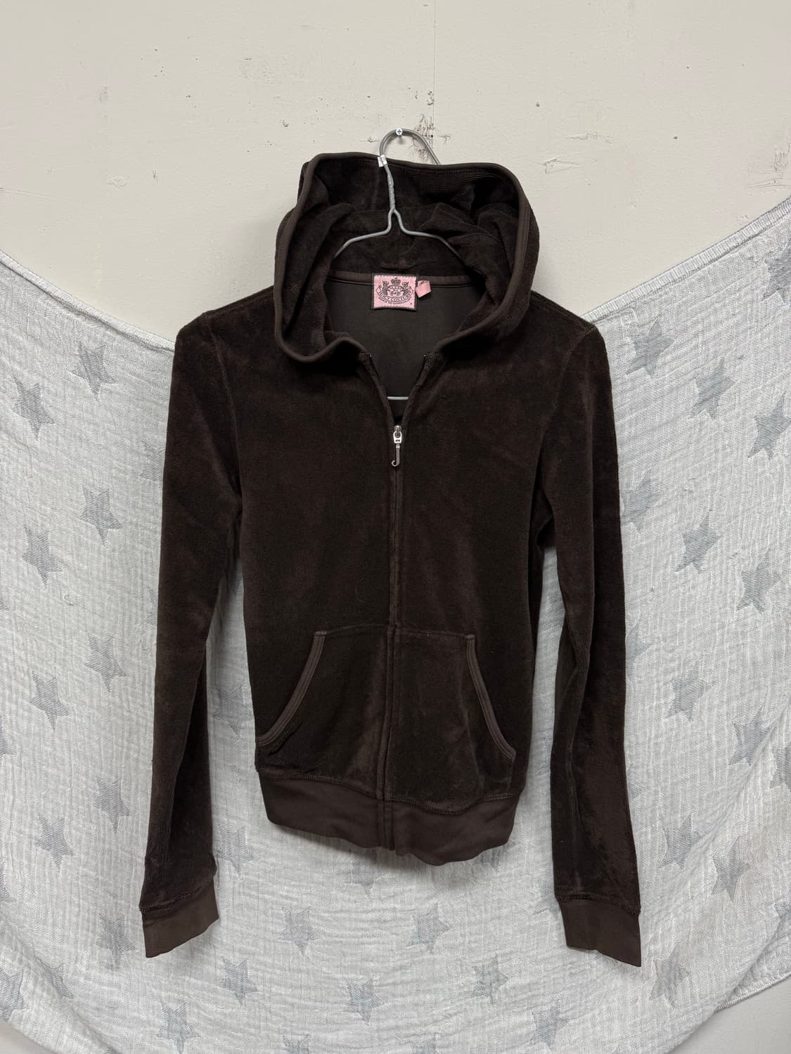 쥬시꾸뛰르 백로고 딱붙 벨벳 후드집업 상품이미지2