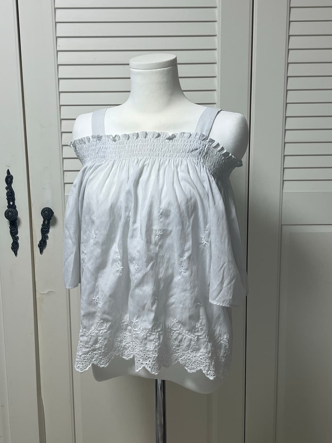 얼스뮤직앤이콜로지 오프숄더 펀칭 연하늘 청순 일본 수입 빈티지 상품이미지4