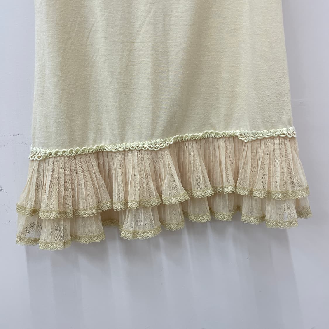 엑시즈참 레이스 쉬폰 디테일 슬리브리스 상품이미지5