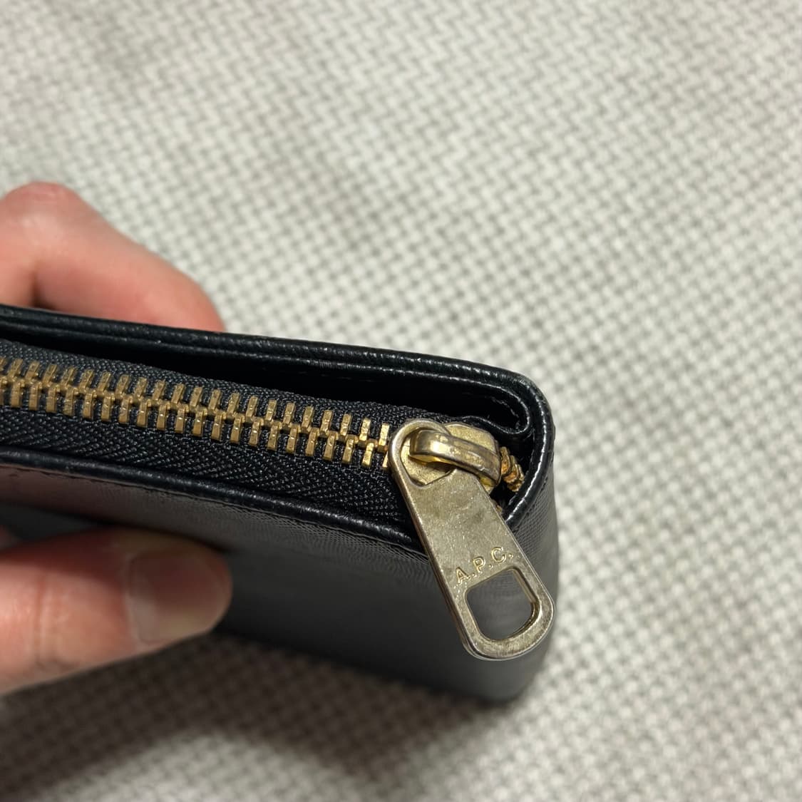 A.P.C. 엠마누엘 컴팩트 반지갑 상품이미지2
