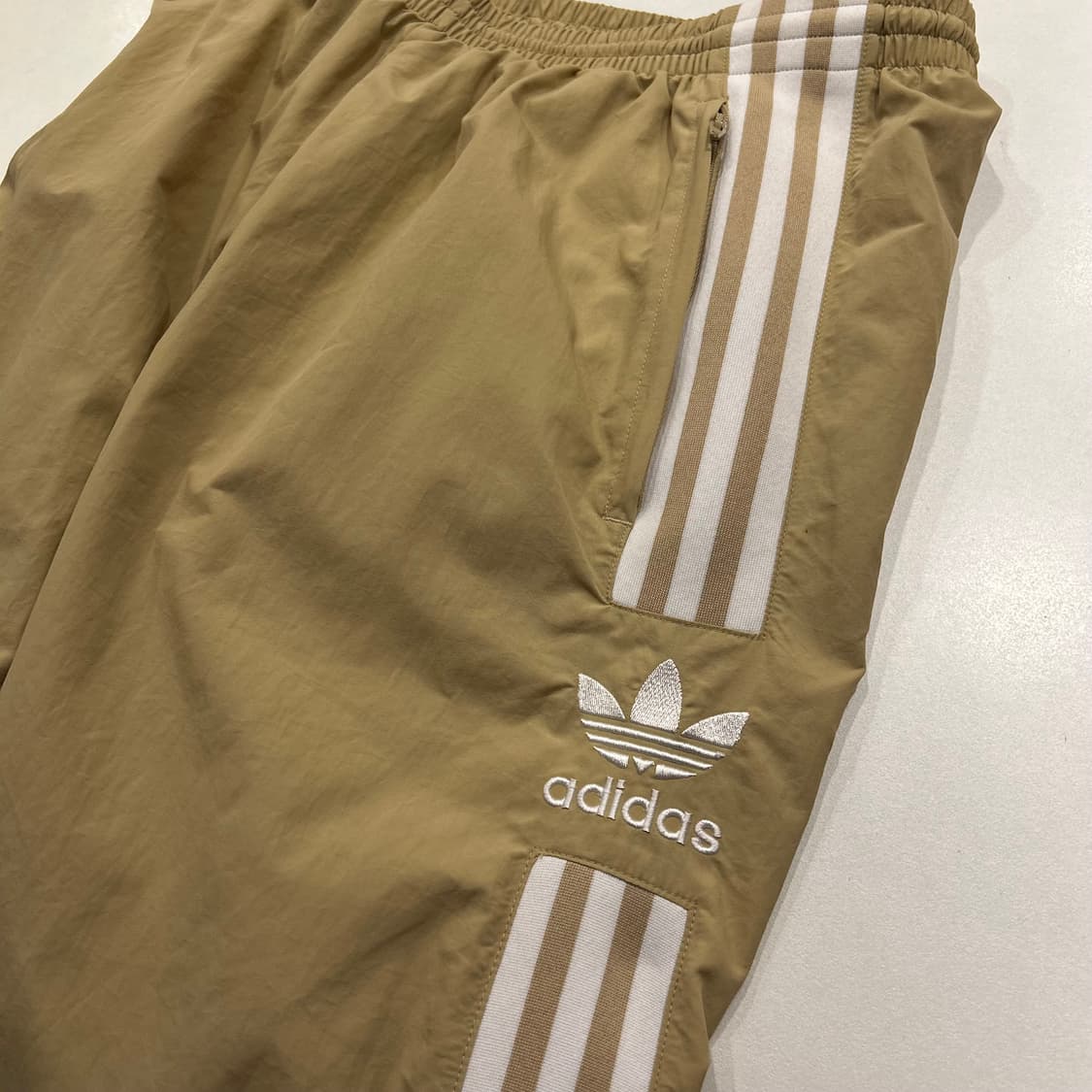 [S] 아디다스 락업 삼선 트레이닝 바지 B239 상품이미지3