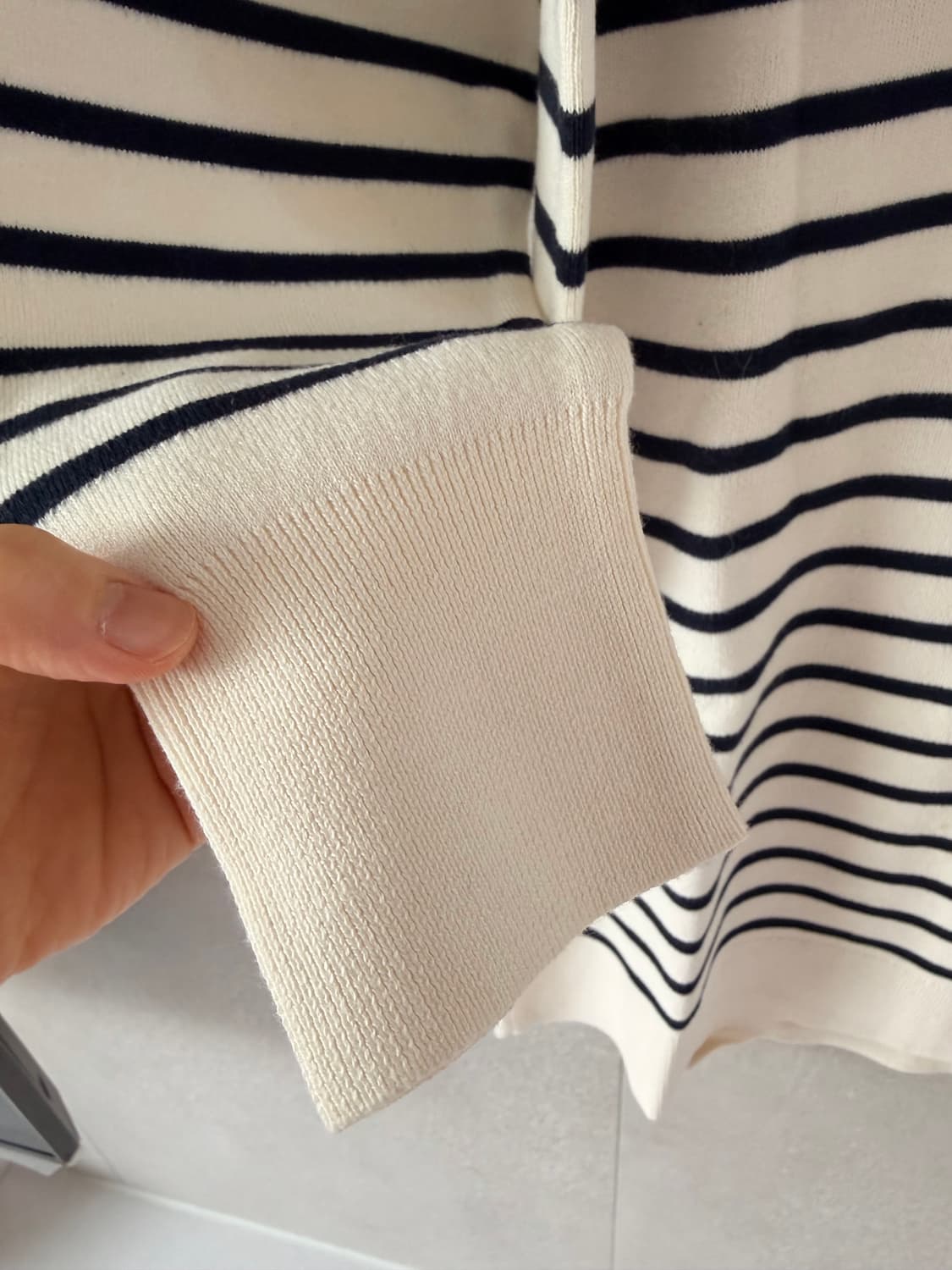 새상품 유니클로 스트라이프 롱 원피스 니트 카라넥 상품이미지4