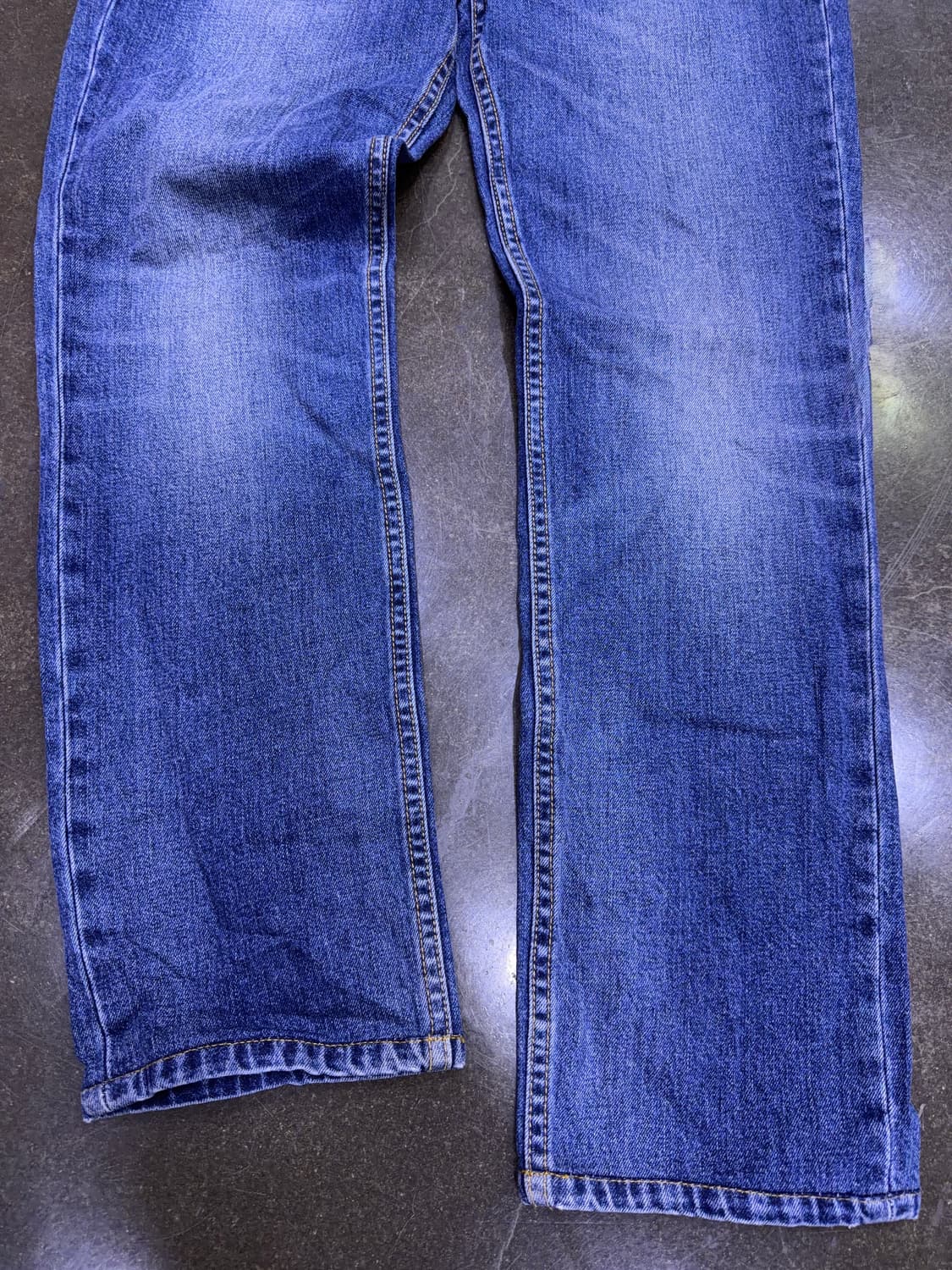 리바이스 511 슬림핏 중청 라인 워싱 데님팬츠 청바지 32 상품이미지5