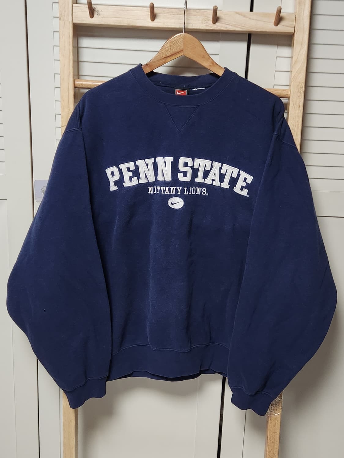 나이키x펜실베니아 딥네이비 오버핏 올드스쿨 맨투맨 00s 상품이미지1