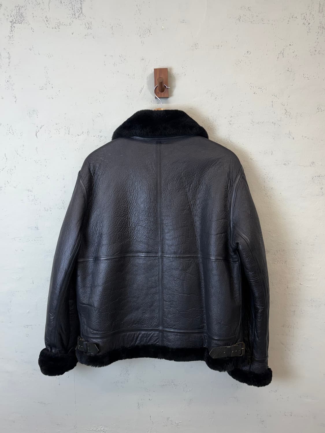 미공군 B-3 오리지날 양가죽 양털 무스탕 블랙 상품이미지2