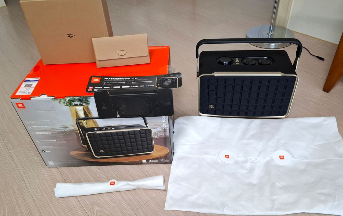 JBL 어센틱300 블루투스 스피커 상품이미지1