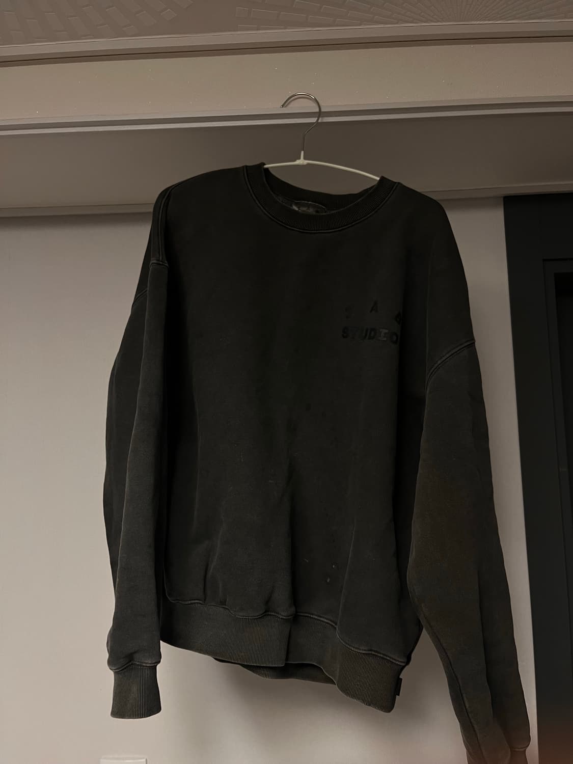 IAB 피그먼트 스웨트셔츠 상품이미지3