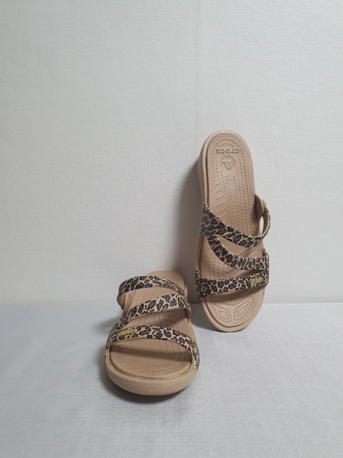 240mm 크록스 패트리샤2 레오파드 웨지 슬리퍼 샌들 W7 상품이미지4