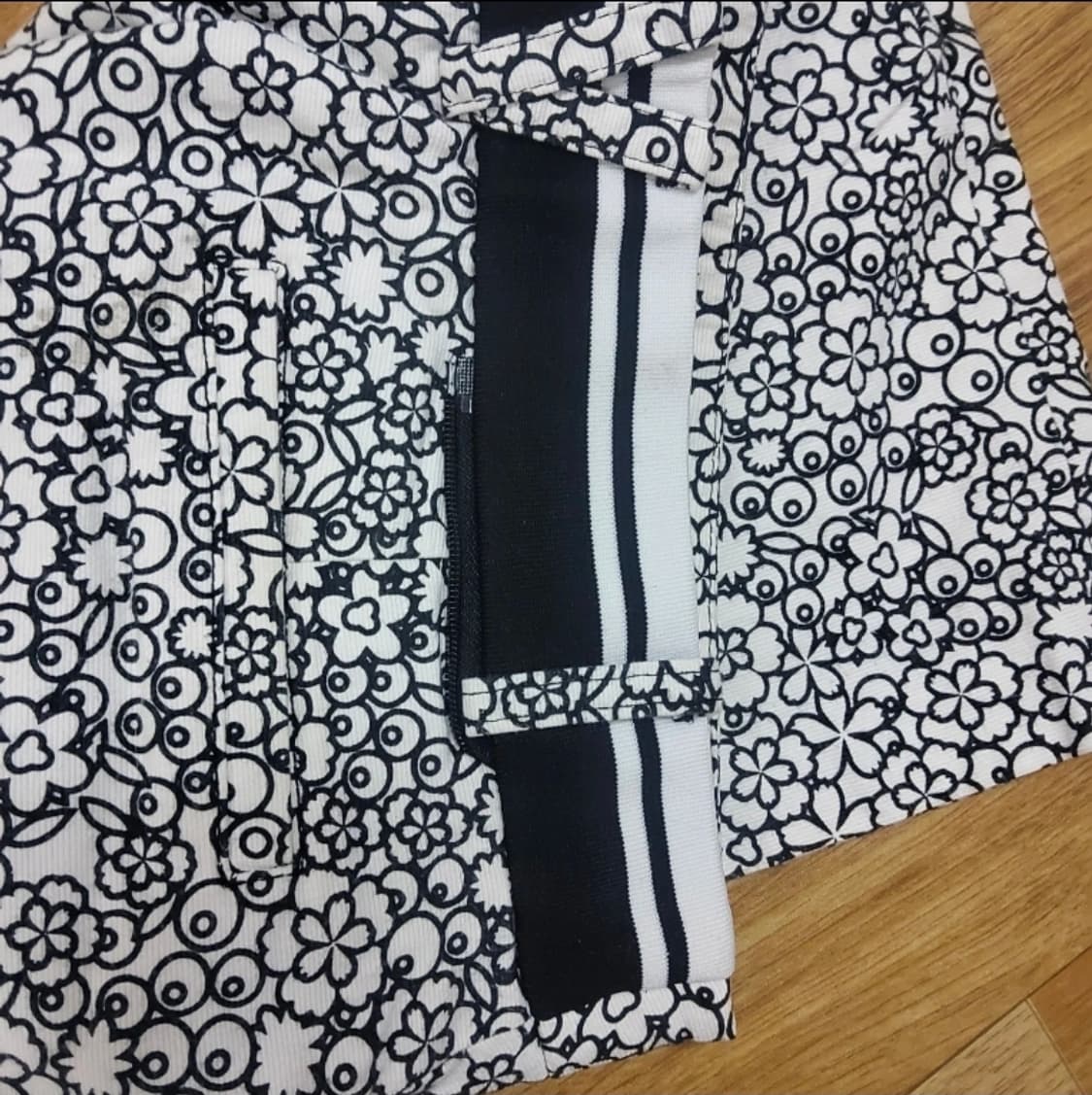 빈폴 골프 치마 스커트 67호 여자 26 27인치 넘이쁨 최상컨디션 상품이미지5