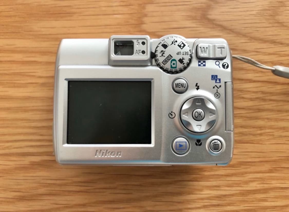 니콘 쿨픽스 5600 상품이미지1