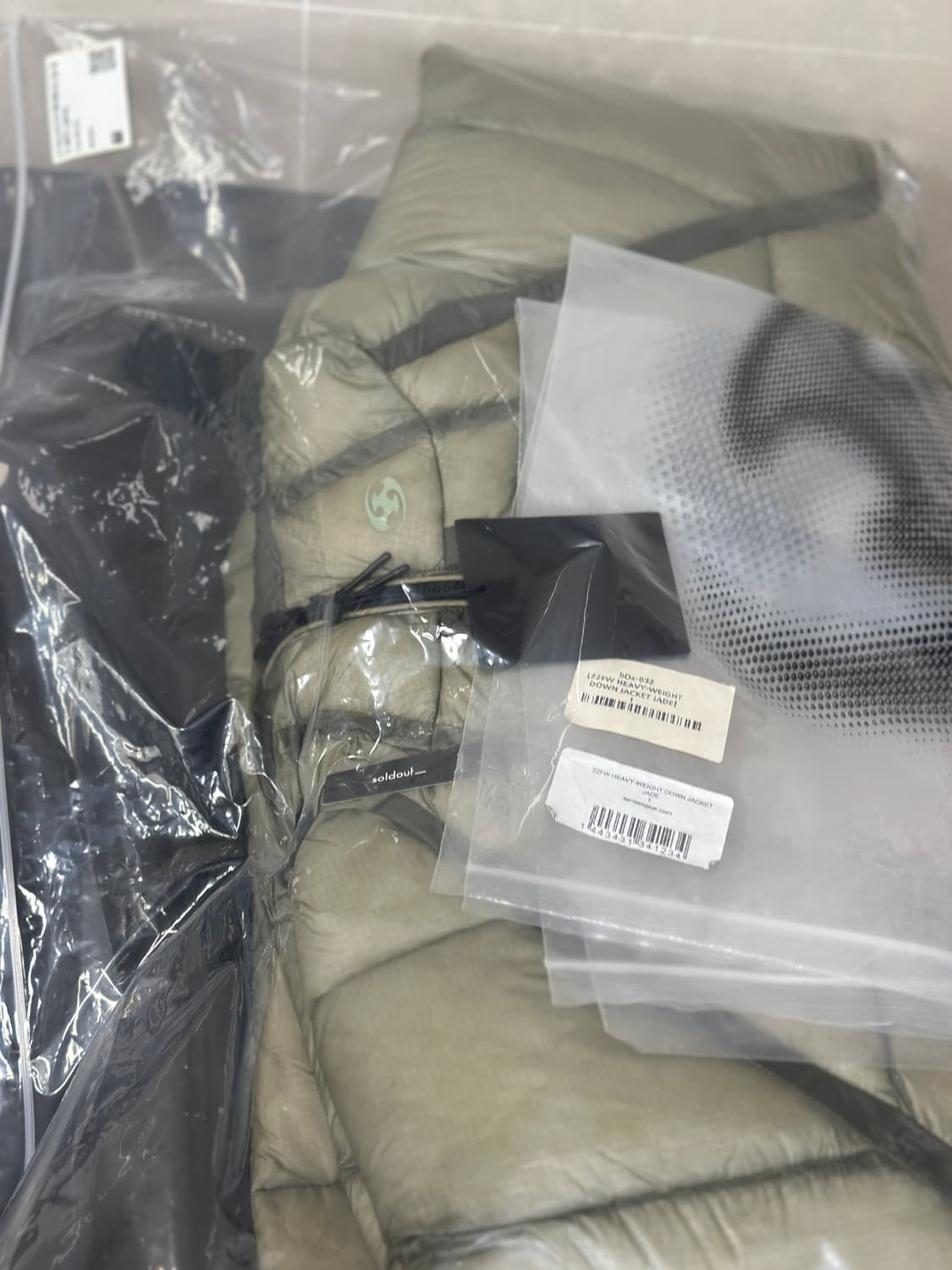 미개봉) 산산기어 헤비웨이트 다운 재킷 제이드 (22FW) 1사이즈 상품이미지5