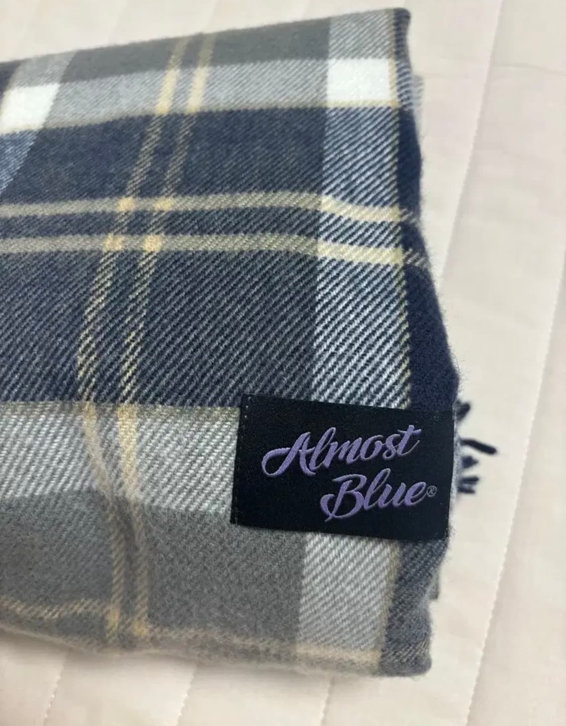 얼모스트블루 플레인 체크 머플러 더스티네이비 상품이미지2