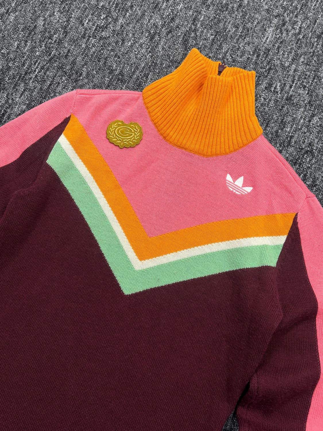 아디다스 멀티컬러 하이넥 니트 원피스 상품이미지5