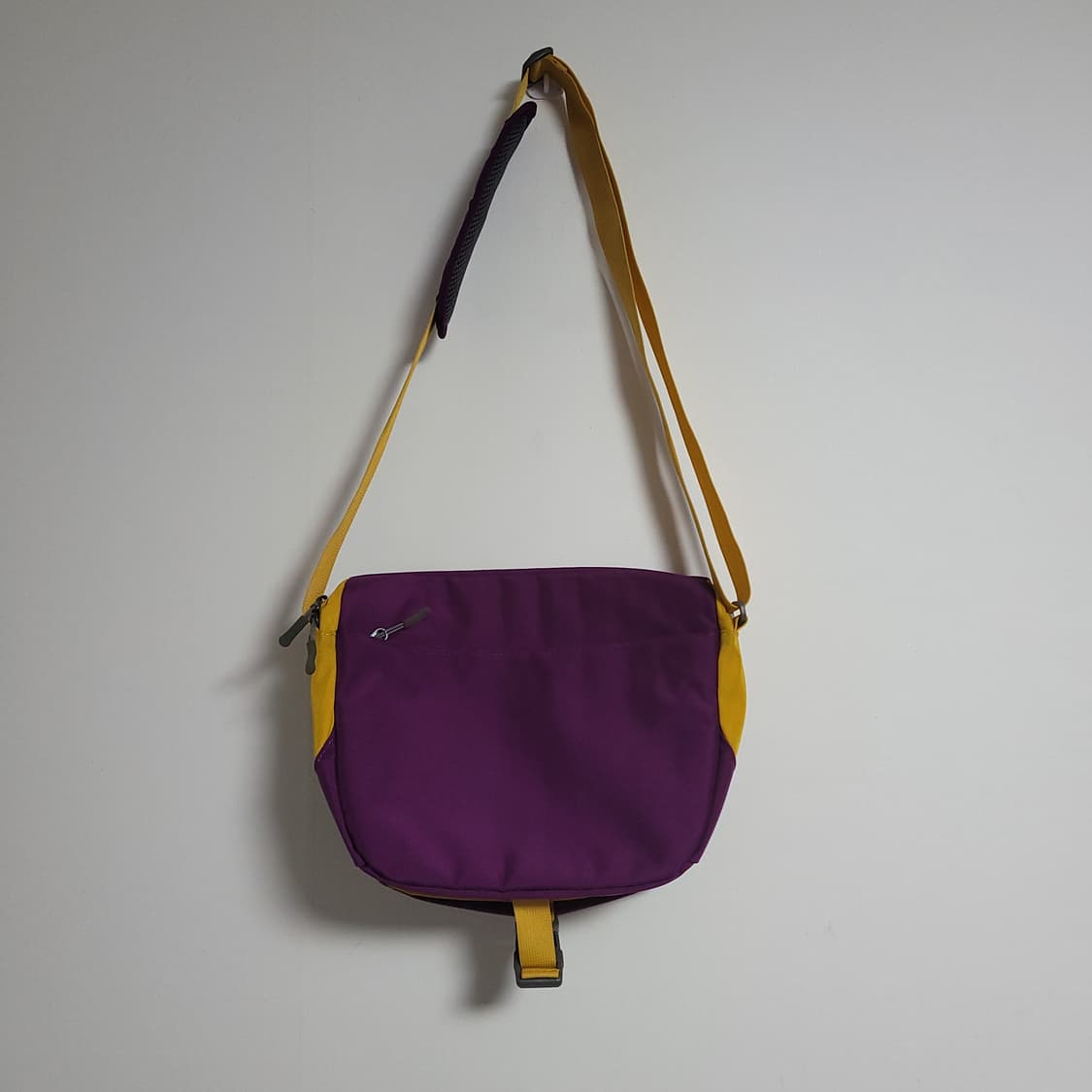 블랙야크 고어텍스 크로스백 퍼플 등산 운동 상품이미지3