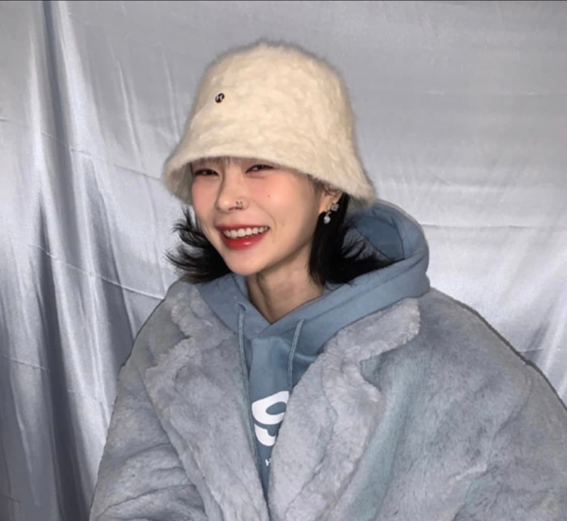 하이스쿨디스코 H 퍼 버킷햇 아이보리 상품이미지1