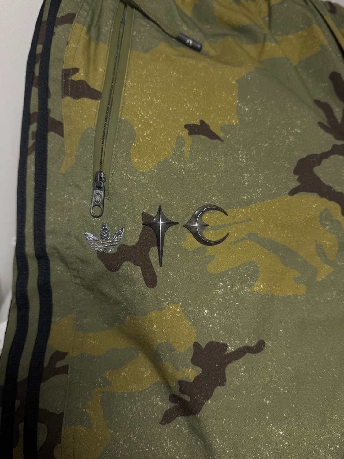 아디다스 떠그클럽 트랙팬츠 올리브 XL 상품이미지3