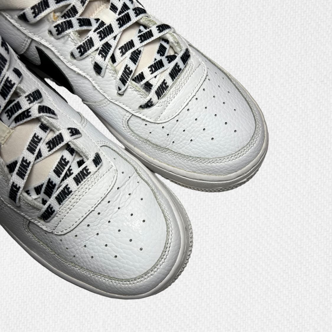 240 GS 나이키 에어포스1 로우 LV8 화이트 블랙 상품이미지6