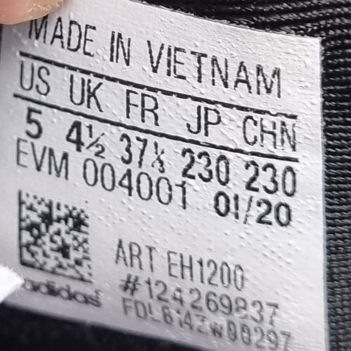 아디다스 오즈위고 블랙 운동화230. 상품이미지6