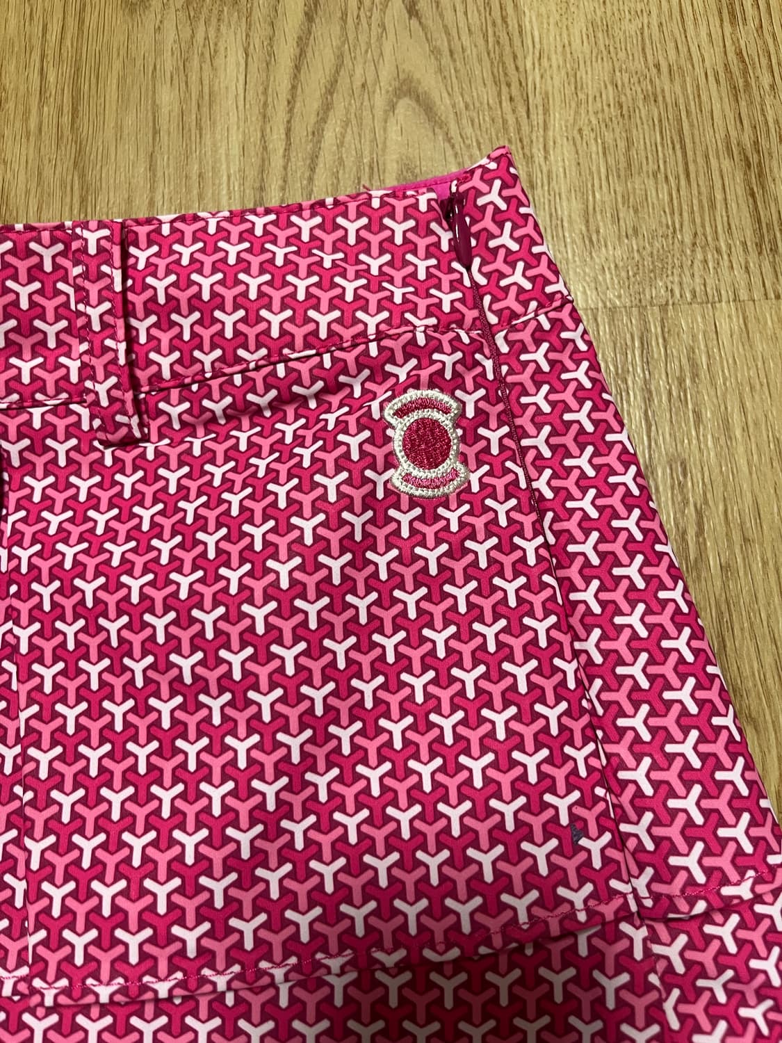 와이드 앵글 핑트 패턴 플리츠 골프치마 상품이미지2