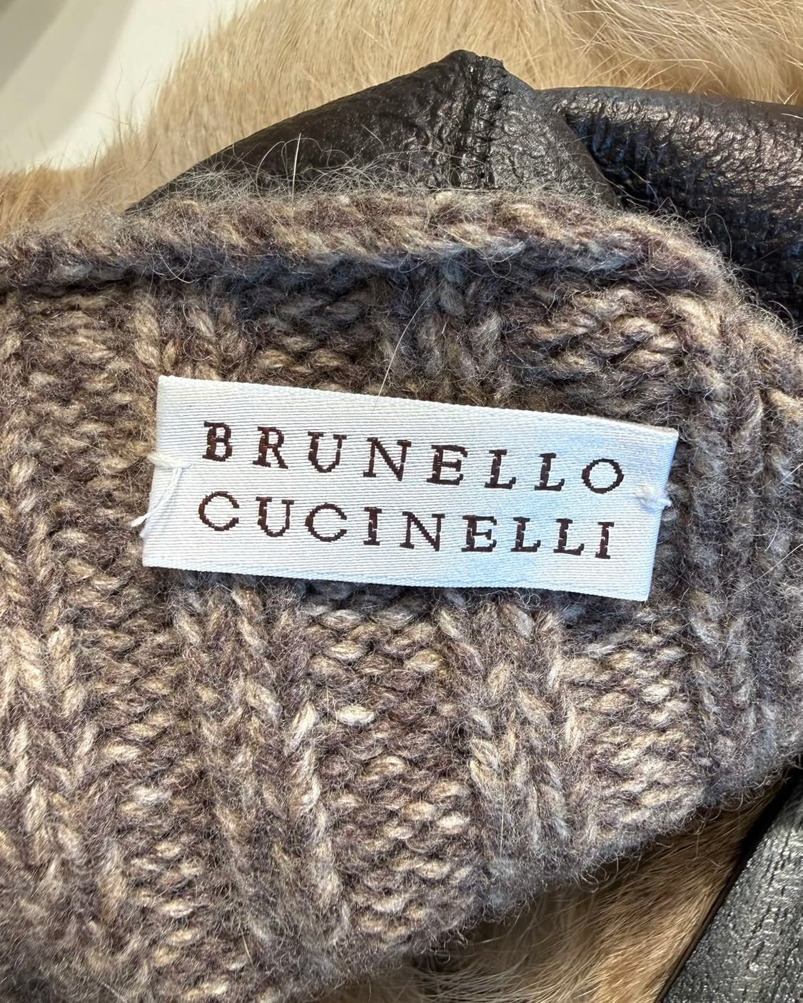 브루넬로 쿠치넬리 베이지 퍼 베스트 자켓 상품이미지8