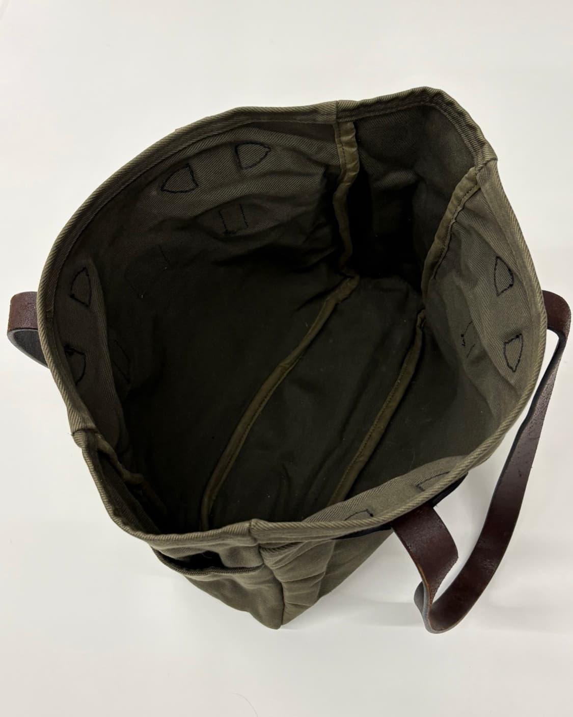 Filson 필슨 카키컬러 캔버스 토트백 상품이미지4