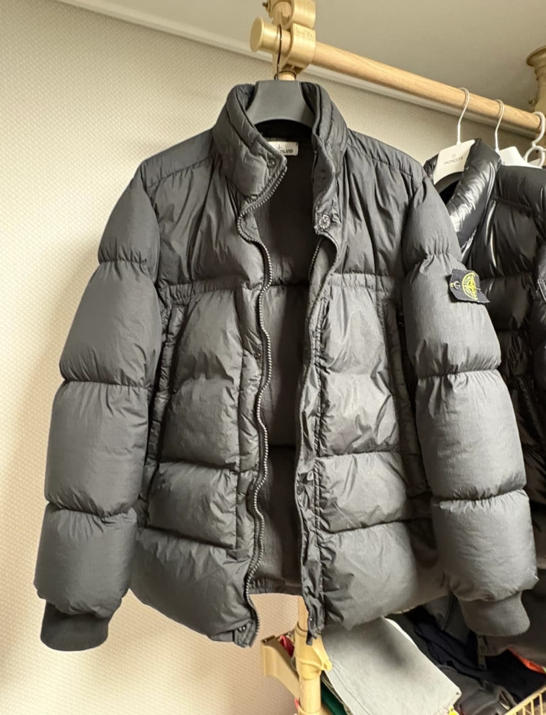 [L] 24FW 스톤아일랜드 크링클랩스 패딩 논후드 집업 자켓 경량 상품이미지4