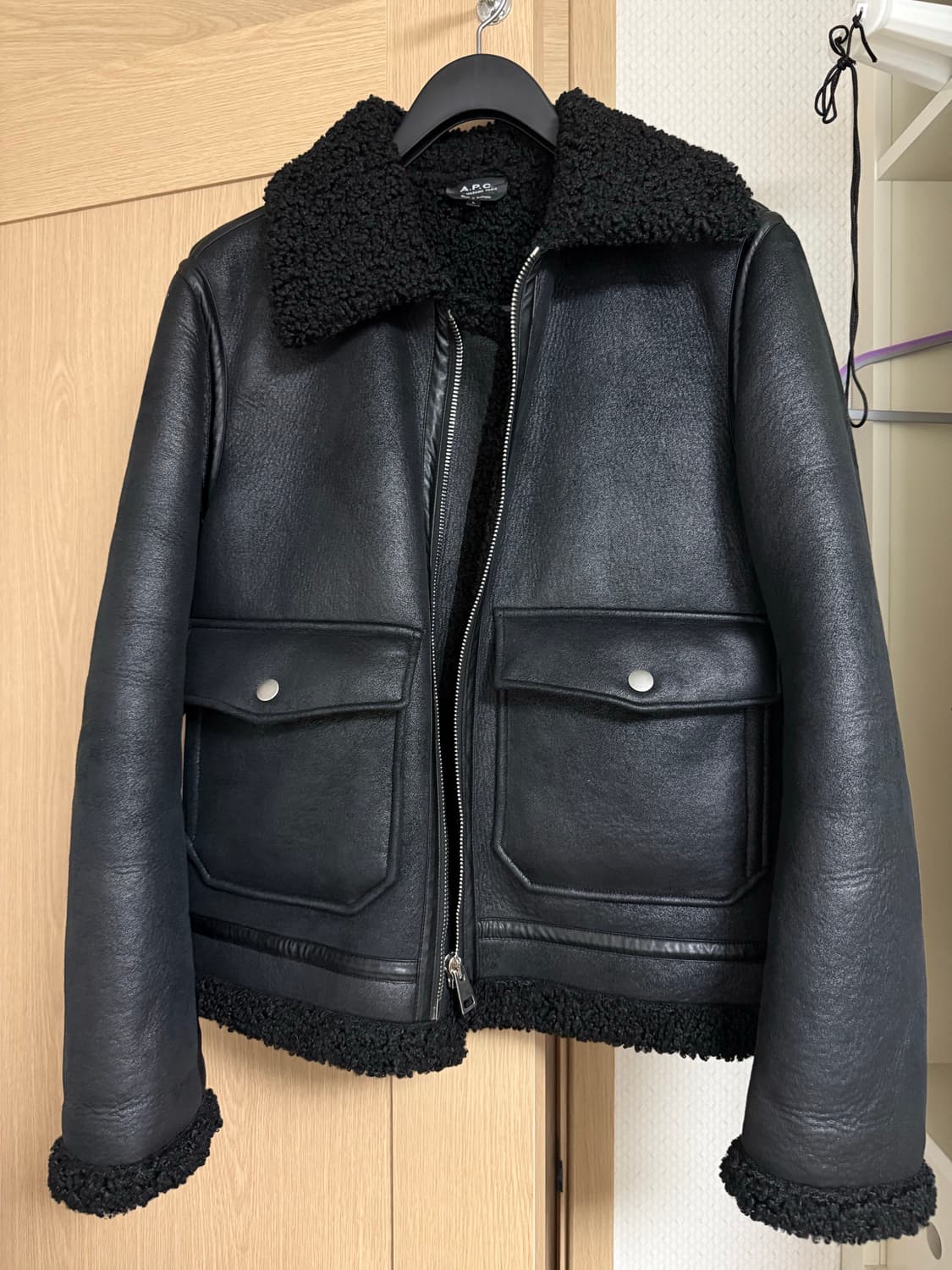 아페쎄 a.p.c. 무스탕 자켓 상품이미지1