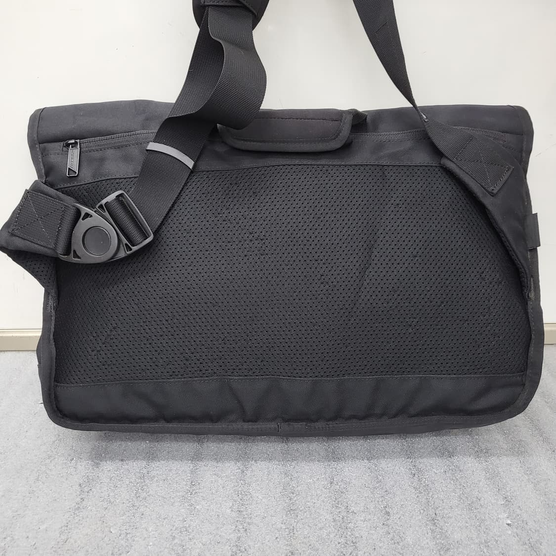 다이나핏 정품 메신저백 40x27x12cm 상품이미지7