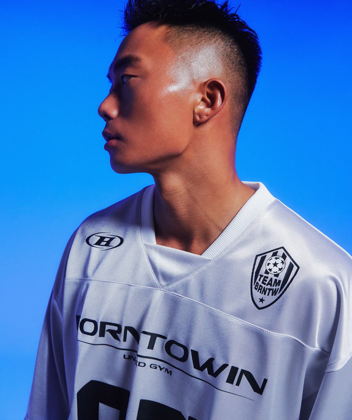 본투윈 럭비티 실버 2번사이즈 팝니다! 상품이미지3