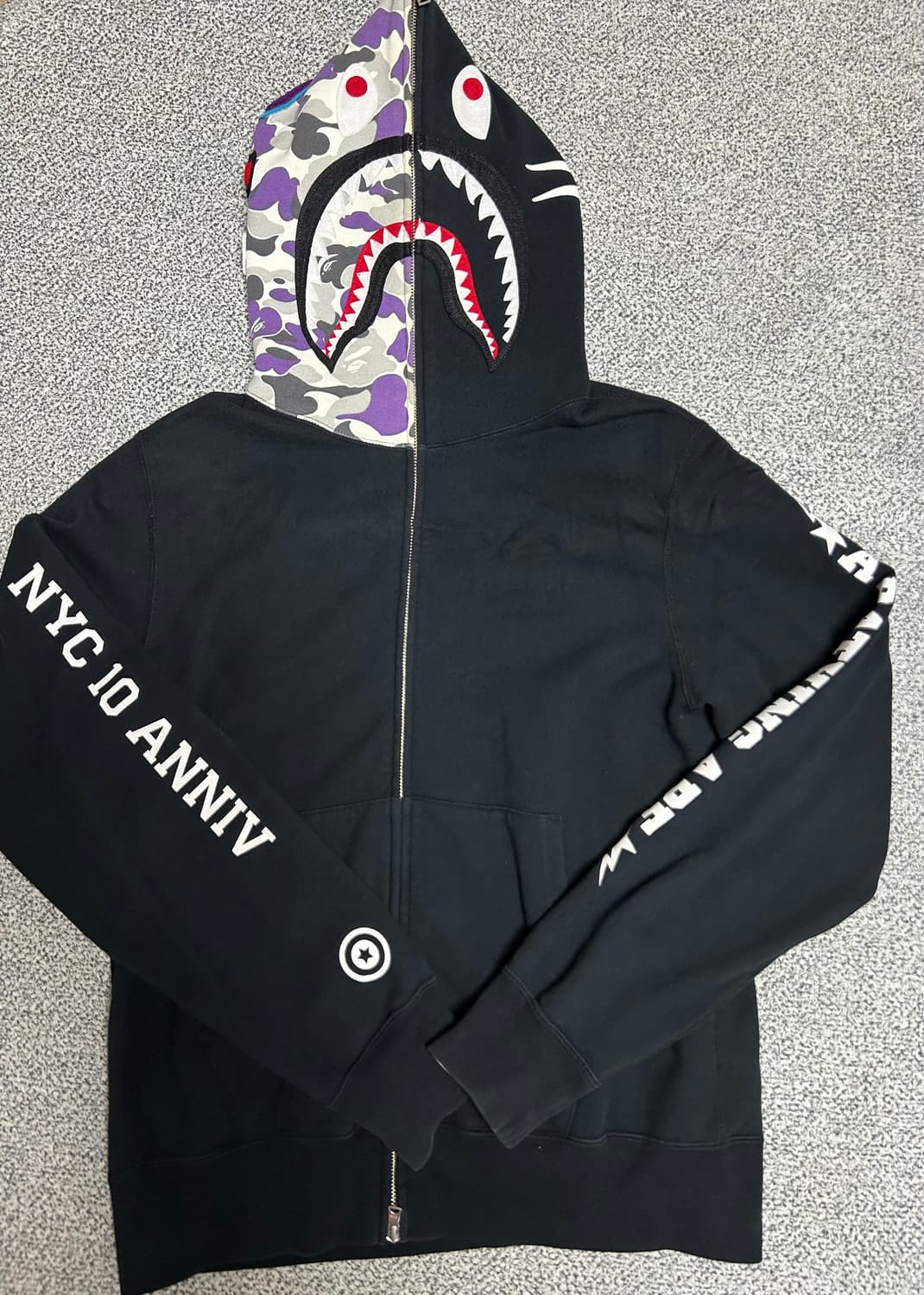 [L/택포] 베이프 10주년 샤크후드 상품이미지1