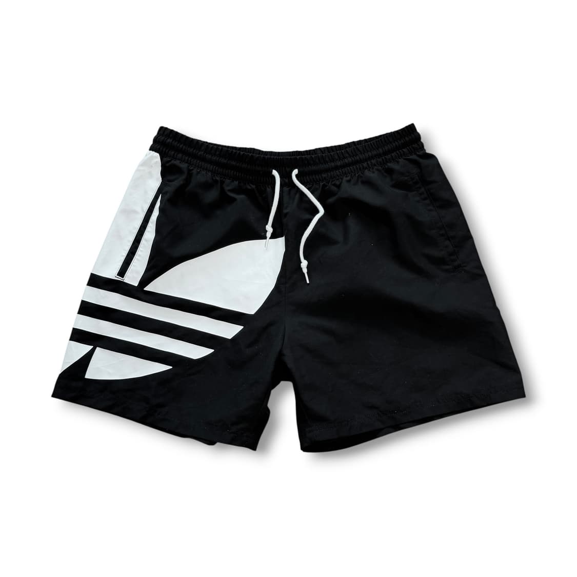 아디다스 오리지널스 빅 트레포일 프린트 쇼츠 상품이미지1