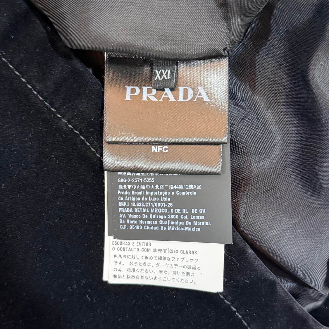 [리오브] 프라다 벨벳 코튼 후드집업 상품이미지5