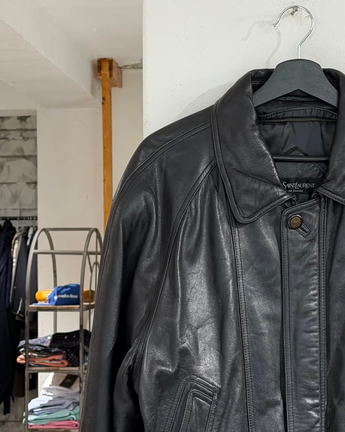 입생로랑 뿌르 옴므 블랙 램스킨 레더 자켓 상품이미지2