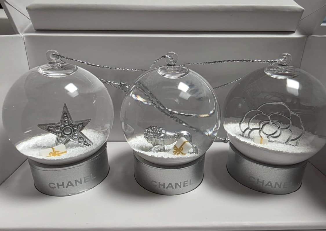 샤넬 미니 스노우볼 2024년 홀리데이 콜렉션 상품이미지2