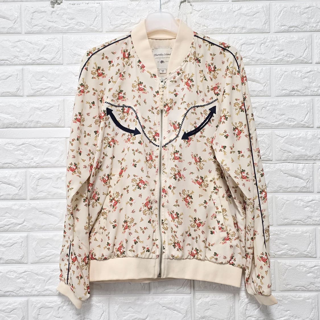 택포// 써스데이 아일랜드 플로럴 집업 자켓 M 상품이미지1