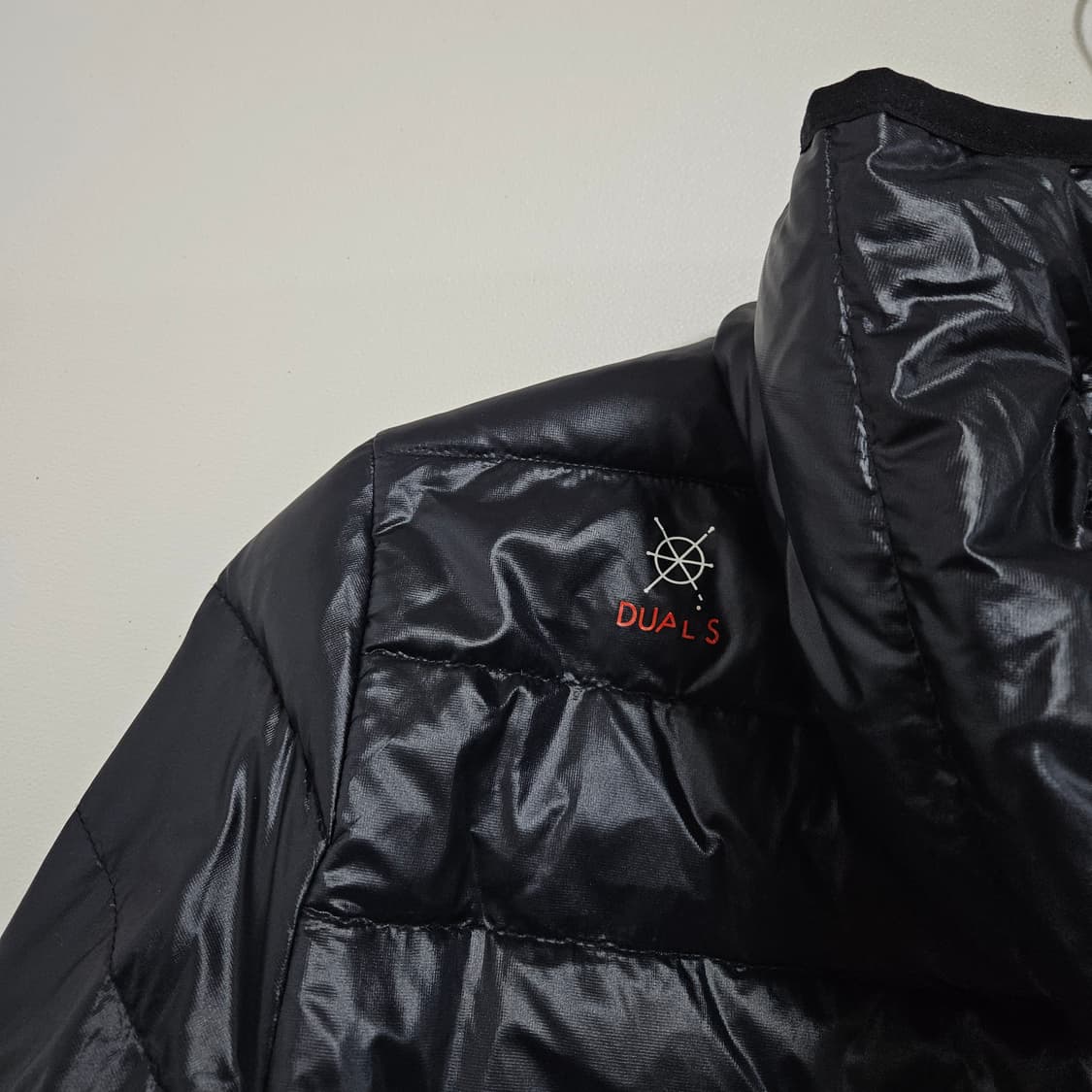 95 데상트 덕다운 후드 경량패딩 상품이미지3