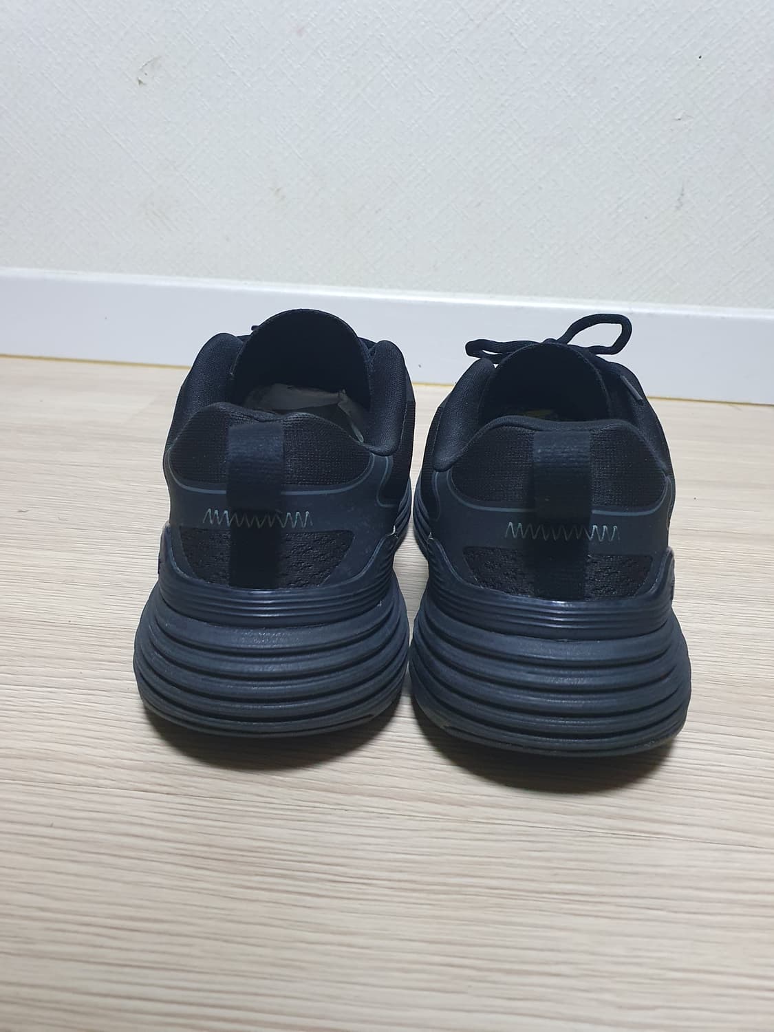 스케쳐스 맥스쿠셔닝 운동화 275 상품이미지7