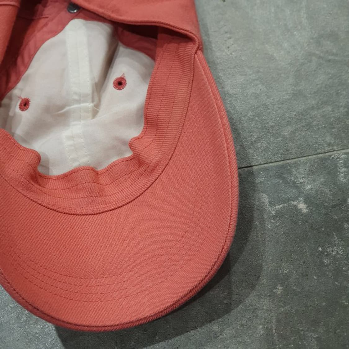 나이키 로고 핑크 볼캡 상품이미지4