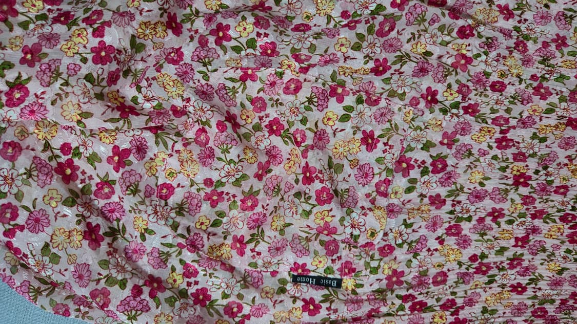 베이직홈 잔꽃 플리츠 원피스 핑크 브이넥 M-L

 상품이미지6