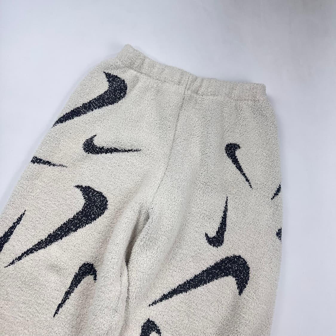 나이키 피닉스 코지 부클레 하이웨이스트 와이드 니트 팬츠 상품이미지4