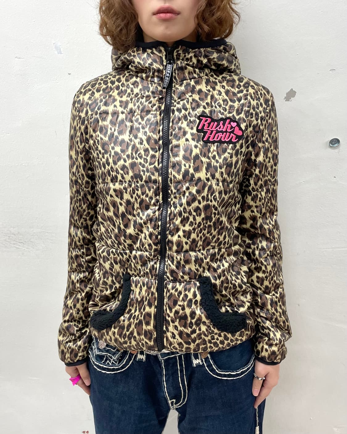 Lush hour Glossy leopard print padded  상품이미지2