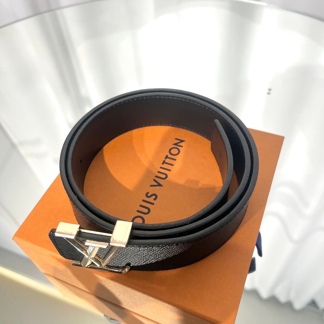 [정품] 루이비통 LV 이니셜 리버서블 벨트 블랙 상품이미지7