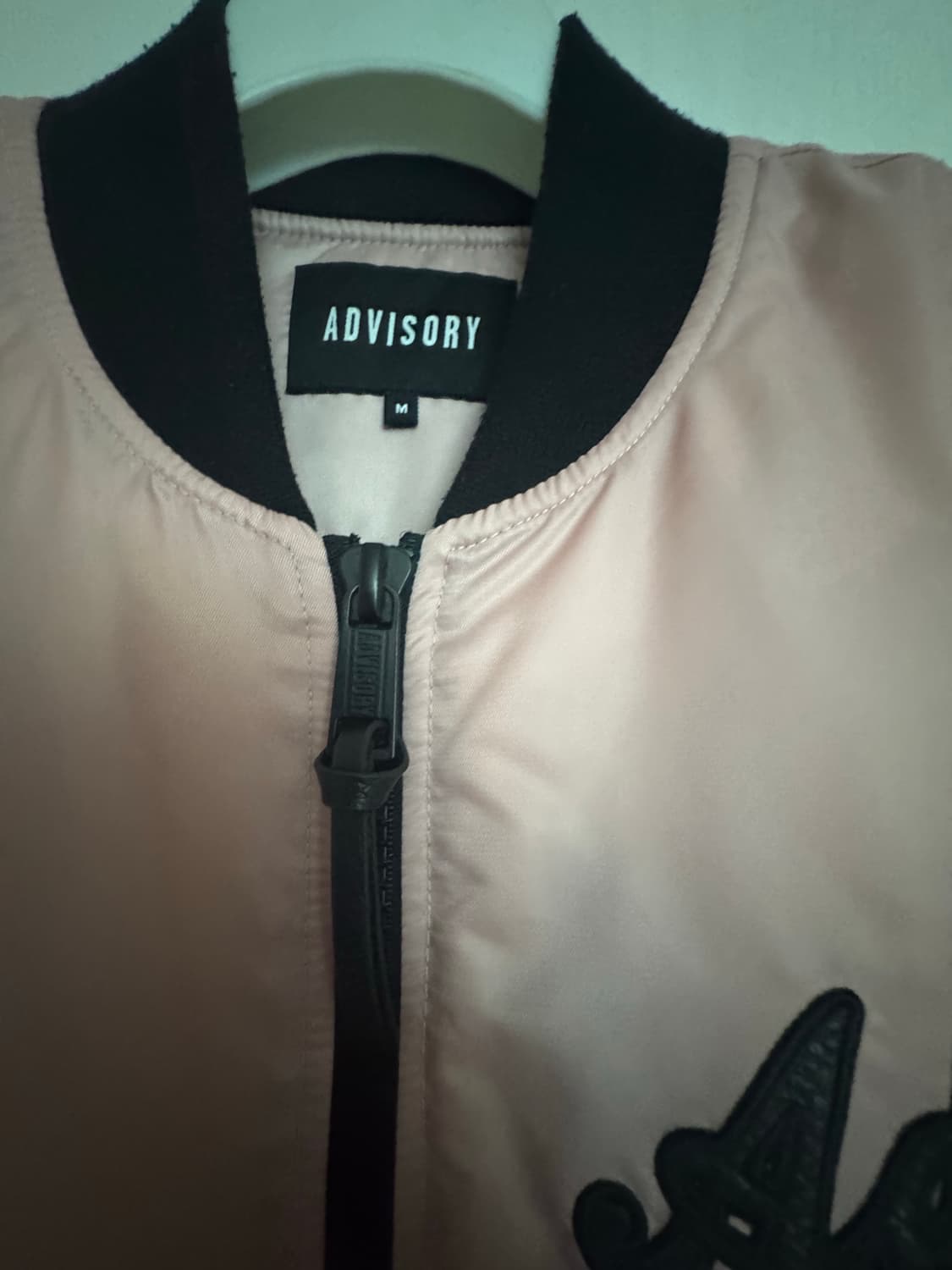 어드바이저리 야구점퍼 항공점퍼 핑크점퍼 상품이미지3