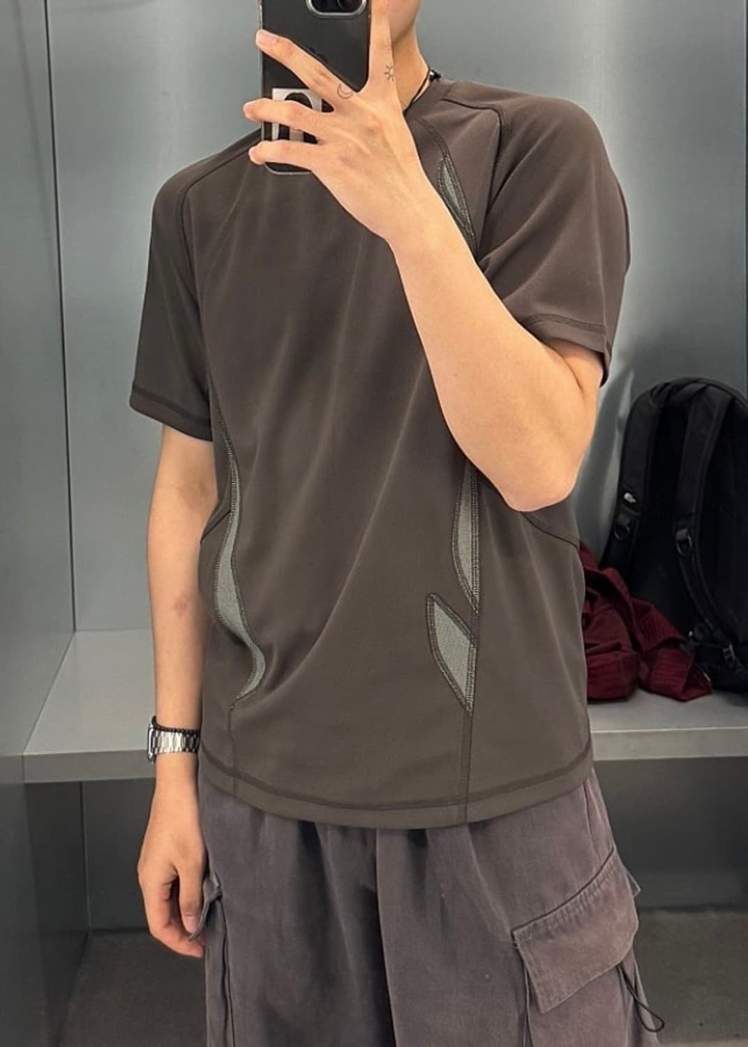 산산기어 팔로잉 패널 티셔츠 상품이미지2