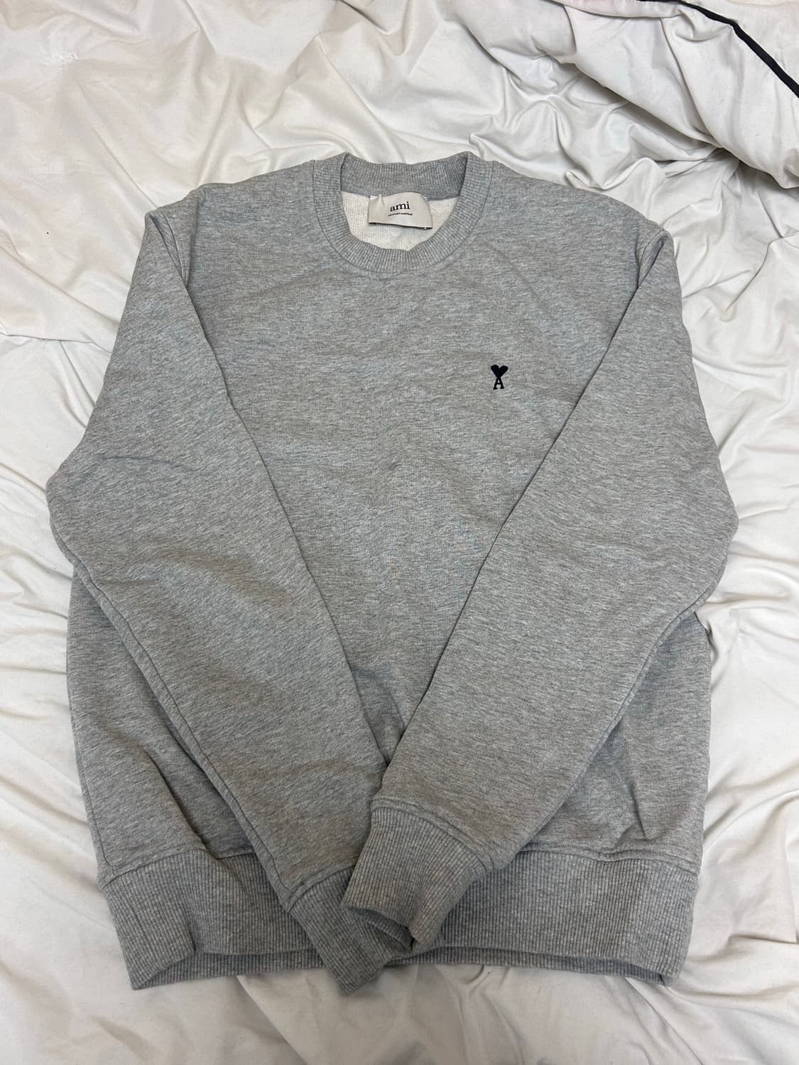 아미 맨투맨 블랙로고 xs 백화점구매 상품이미지1